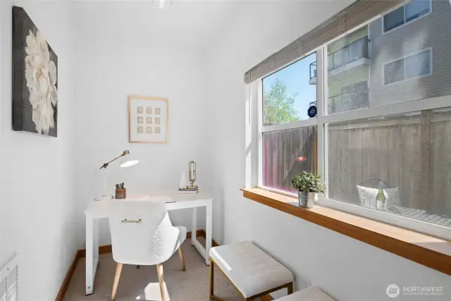 3rd Bedroom / Office