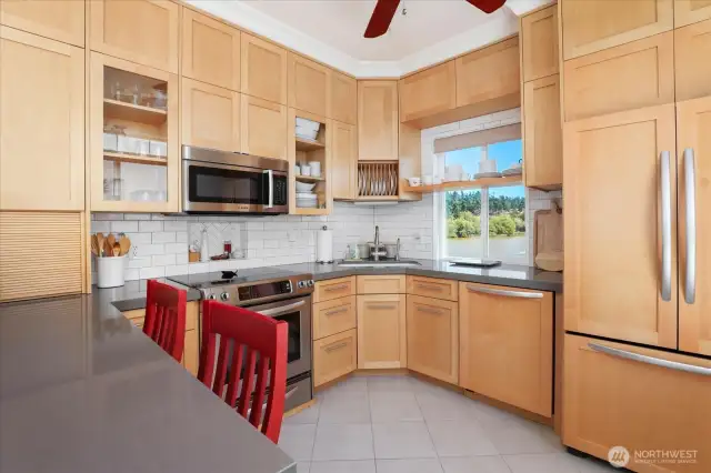 Top Floor-Kitchen