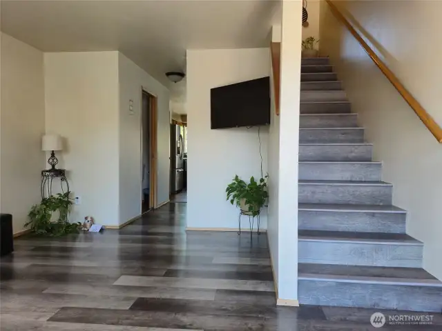 Paint trim work just done throughout