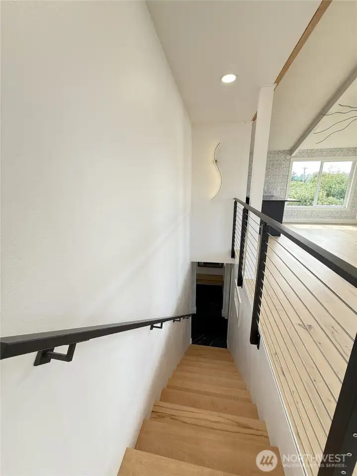 BEATIFUL CUSTOM STAIR CASE