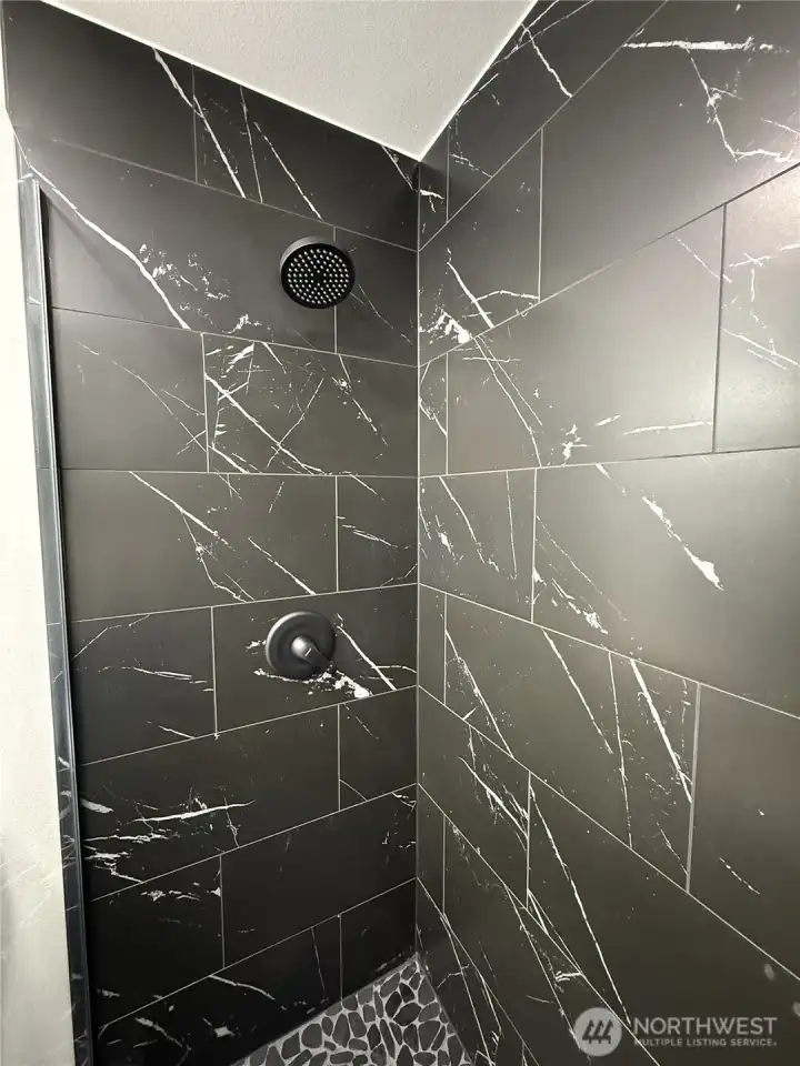 CUSTOM TILE SHOWER