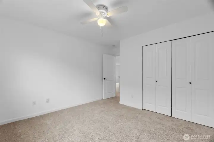2nd bedroom