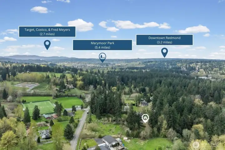 Close proximity to major shopping destinations including Target, Costco, Fred Meyer, and vibrant Downtown Redmond.