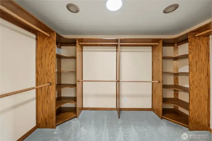 HUGE walk-in closet!!