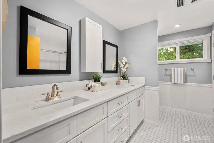 Updated guest bathroom with dual vanity sinks!