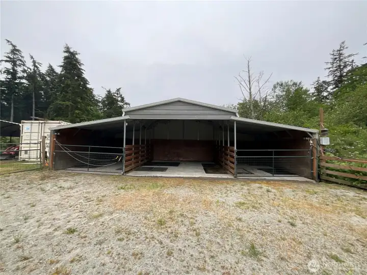 Barn