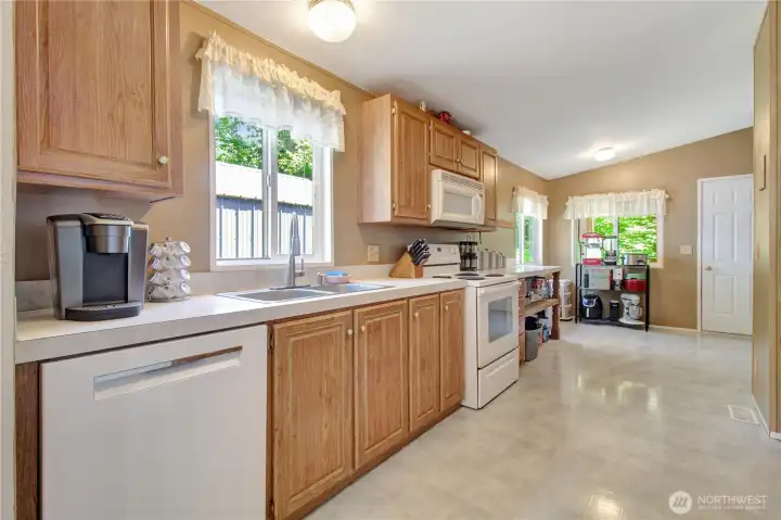 Fully equipped with newer appliances, and storage space.
