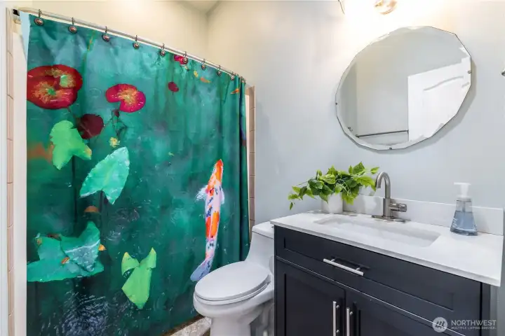 Full guest bathroom