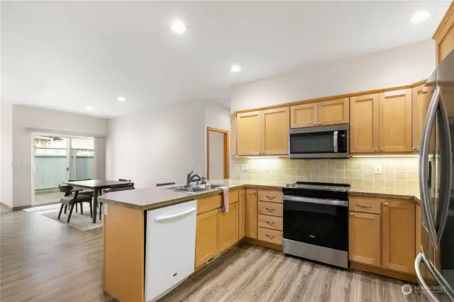 Granite counters and all new appliances in 2021