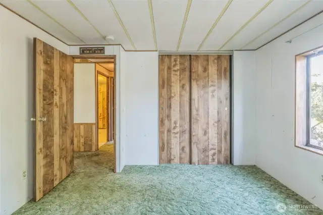 Same bedroom looking back towards the door.