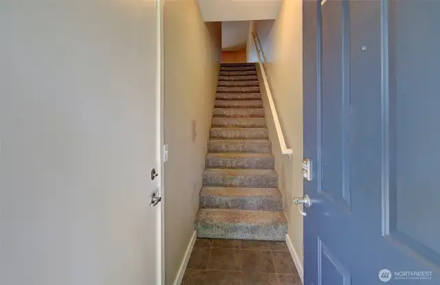 Entry to stairs