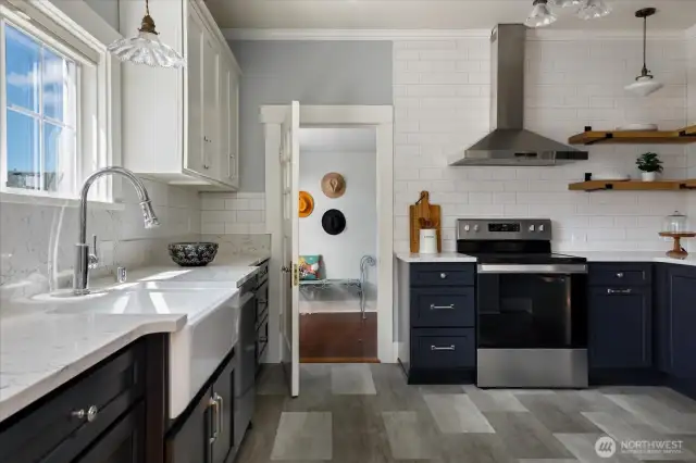 Farmhouse sink