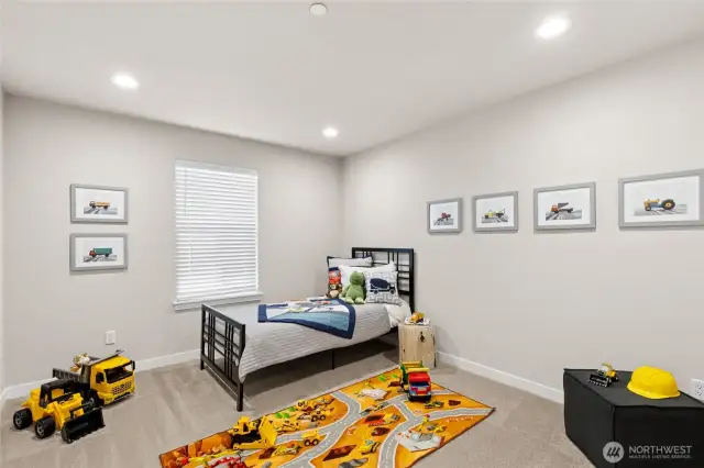 One of the 6 bedrooms.
