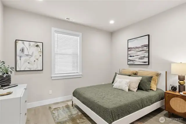 One of the 6 bedrooms.