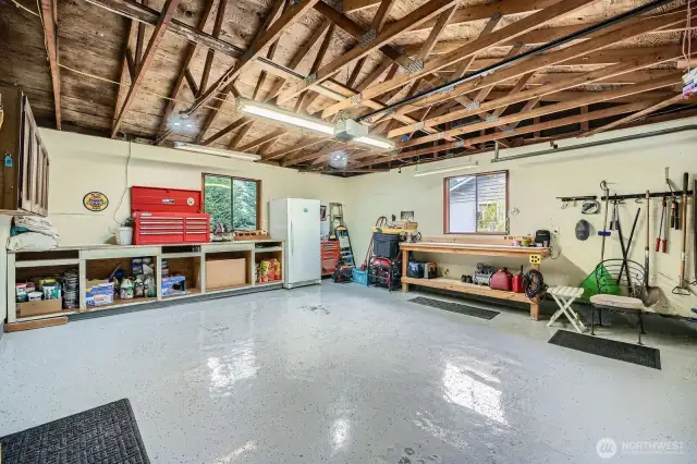 Garage.