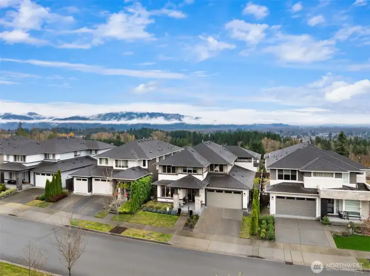 Sweeping Mountain Vistas!