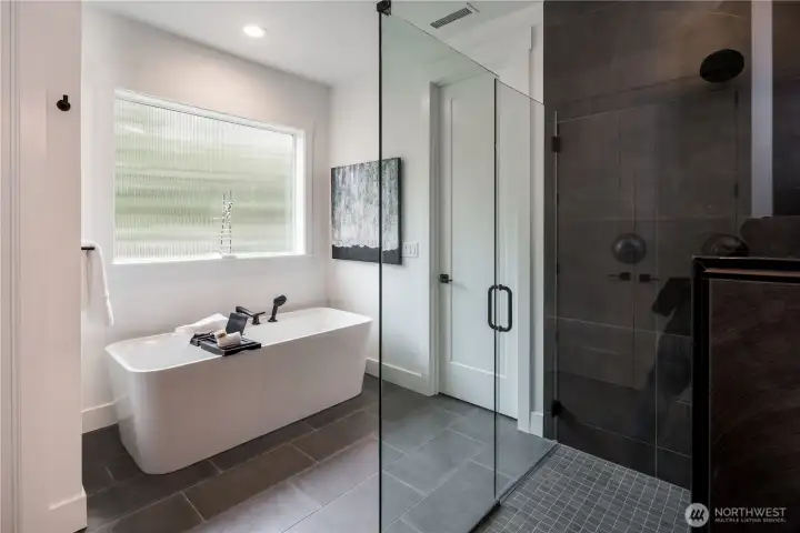 This photo/rendering is provided for illustrative purposes only. It does not depict the actual property, finishes, or furnishings, which may differ.