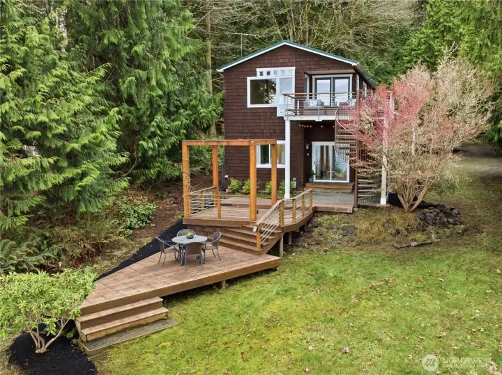 Enjoy amazing water and mountain views from 1 of 3 view decks!