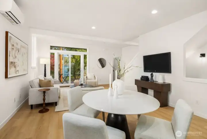 Photos are of a similar model and are for illustrative purposes only. Actual home, finishes, and features may vary.