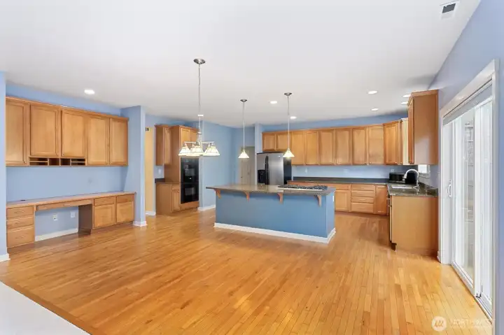 Huge Kitchen with built in work space