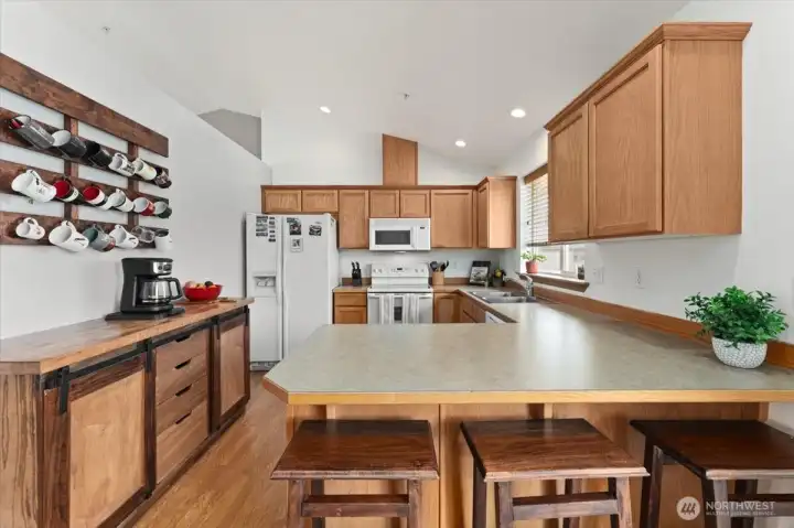 Kitchen with Eat Bar