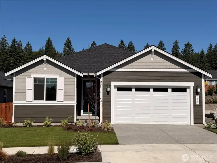 2931 Balsamroot Dr SE - Ready Now!