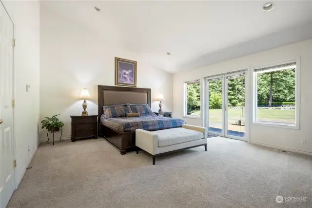 Ground-floor master en suite