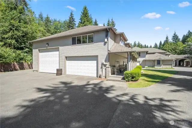 The 12' high garage door, on the left of this pic, can accommodate luxury RVs, boats and BIG trucks.