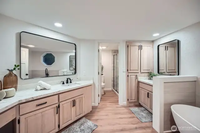 Gorgeous primary bath with soaking tub