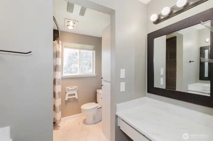 Full Bath2