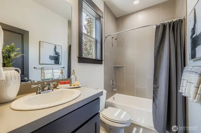 Full Bathroom Off Den