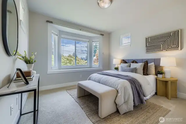 Bedroom 4 With En-Suite Full Bath