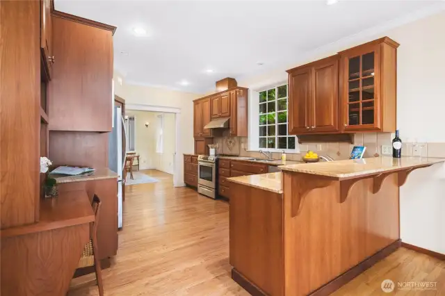 Granite counter tops.