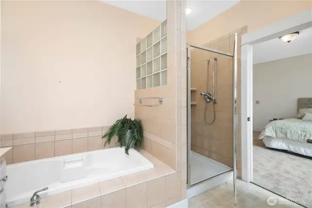 Primary ensuite bathroom