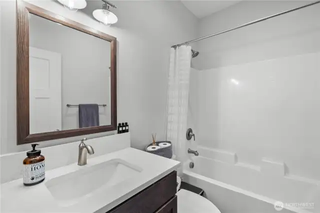 Full hall bathroom