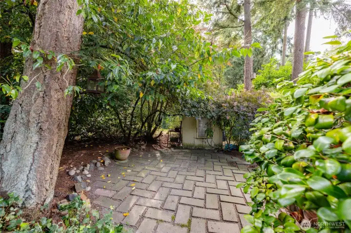 The "secret patio" can be reached via two different paths.