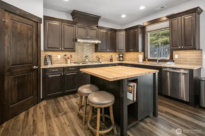 Large walkin pantry with a owners lock.