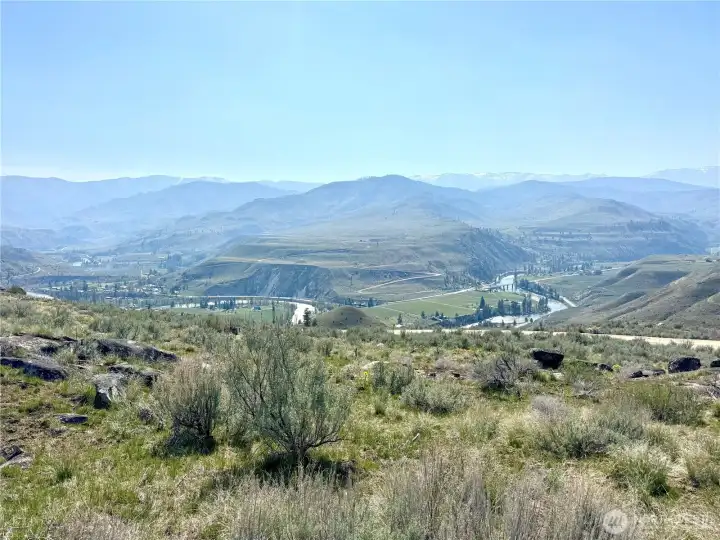 Methow River and bridge view