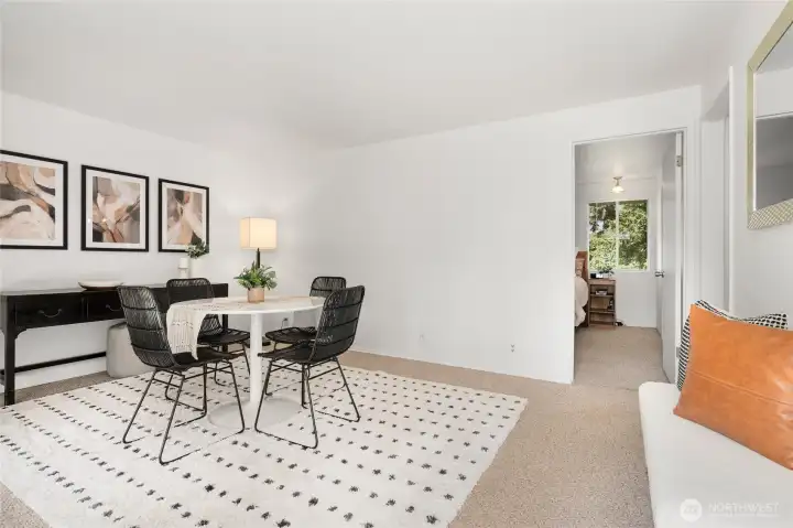Dining room.