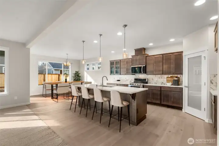 Large center island with pendants.