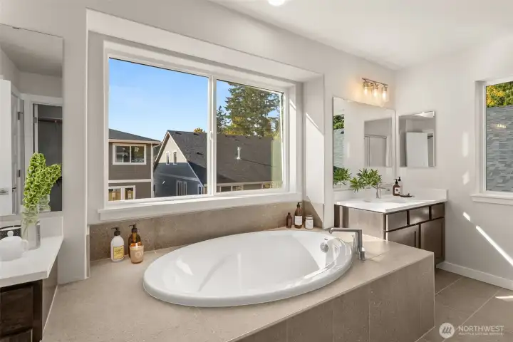 Luxury primary bath.