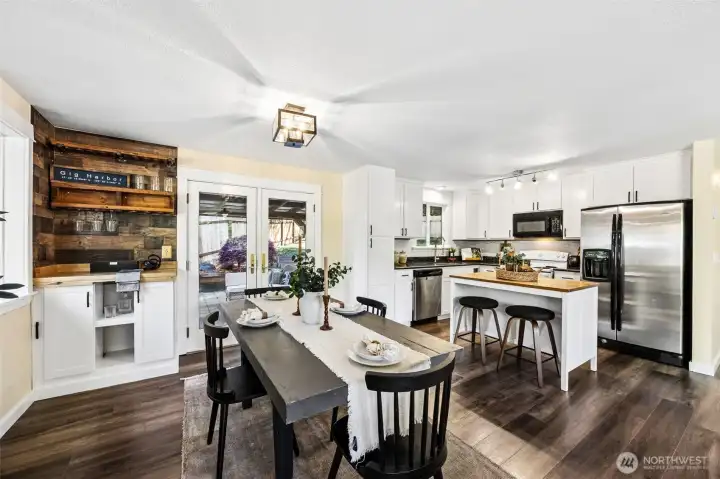 The floor plan flows effortlessly.