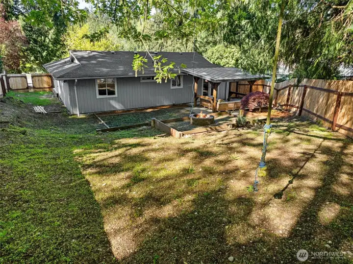 Another view of the backyard.