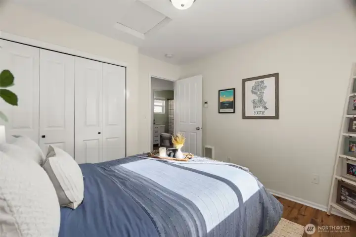 Guest room
