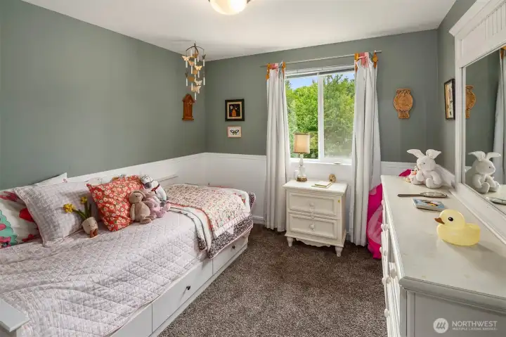 Extra bedroom with view  backyard & greenbelt.