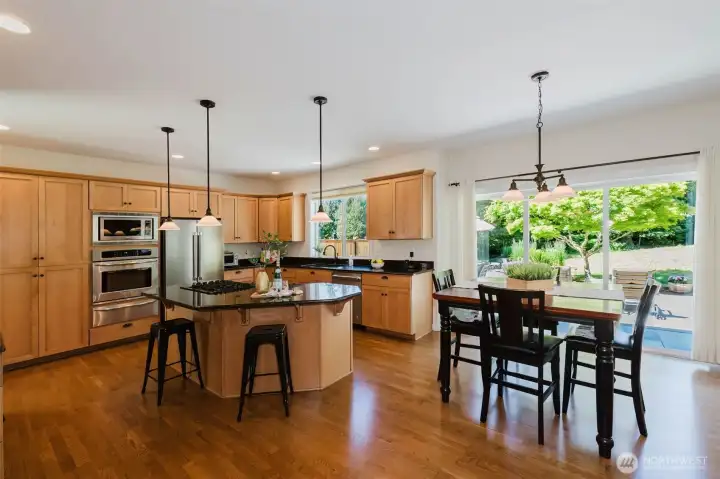Beautiful Bright Kitchen Beautiful Bright Kitchen