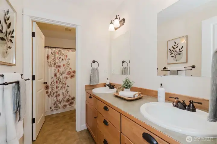 Second full bath Second full bath