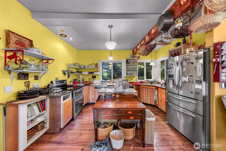 Kitchen is perfect for baking and canning