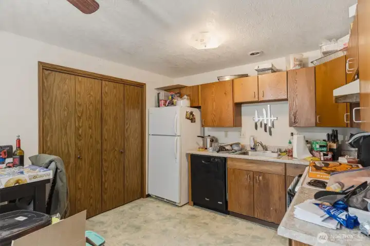 Unit 360 Kitchen