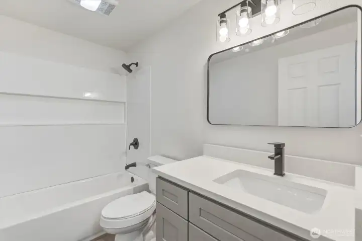Unit 362 Full Bathroom